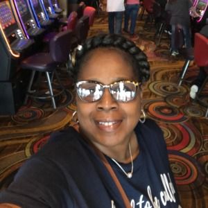 Meet your Posher, Toya